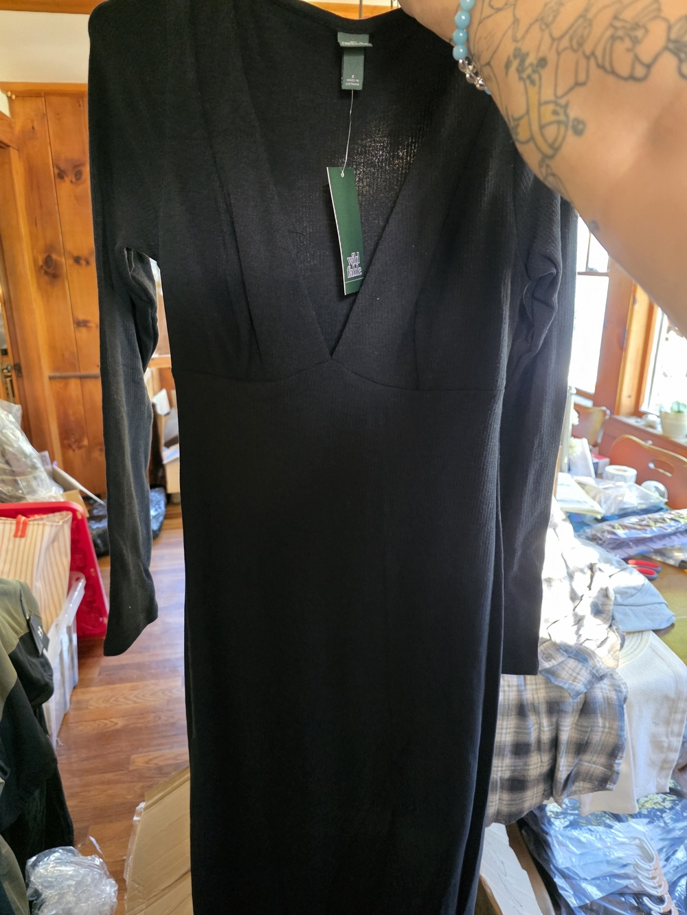 wild fable Black Long Sleeve V-Neck Knit Dress